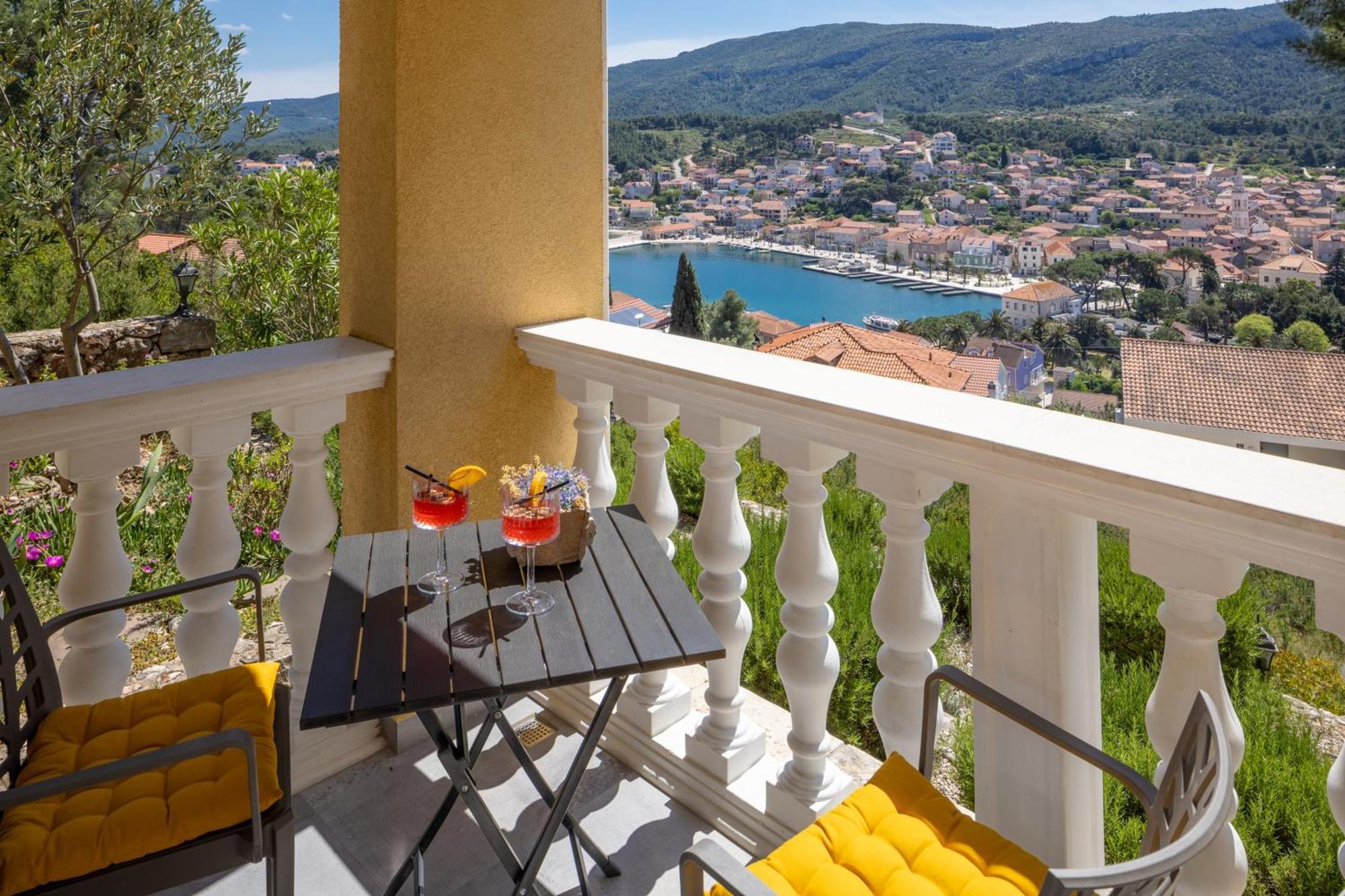 Villa Vista Jelsa  Ngoại thất bức ảnh